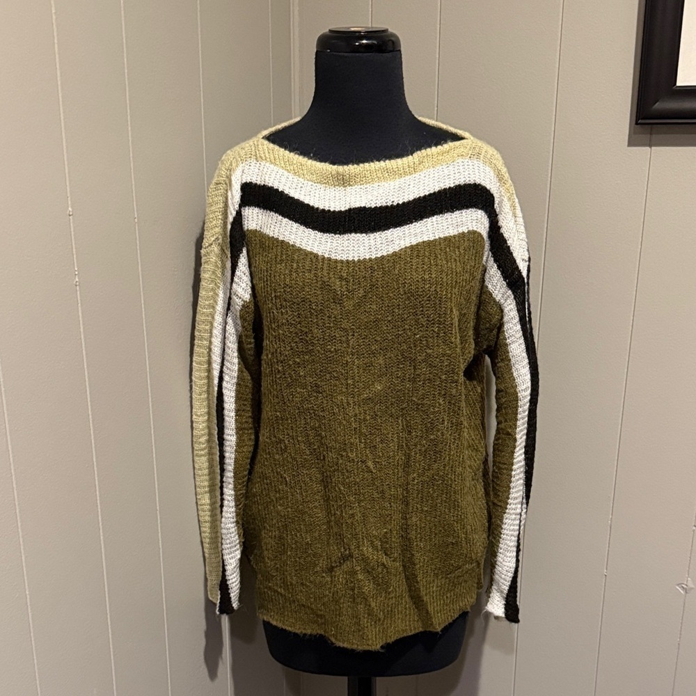 Liverpool Women’s Small Olive Sweater with Black and White Stripes